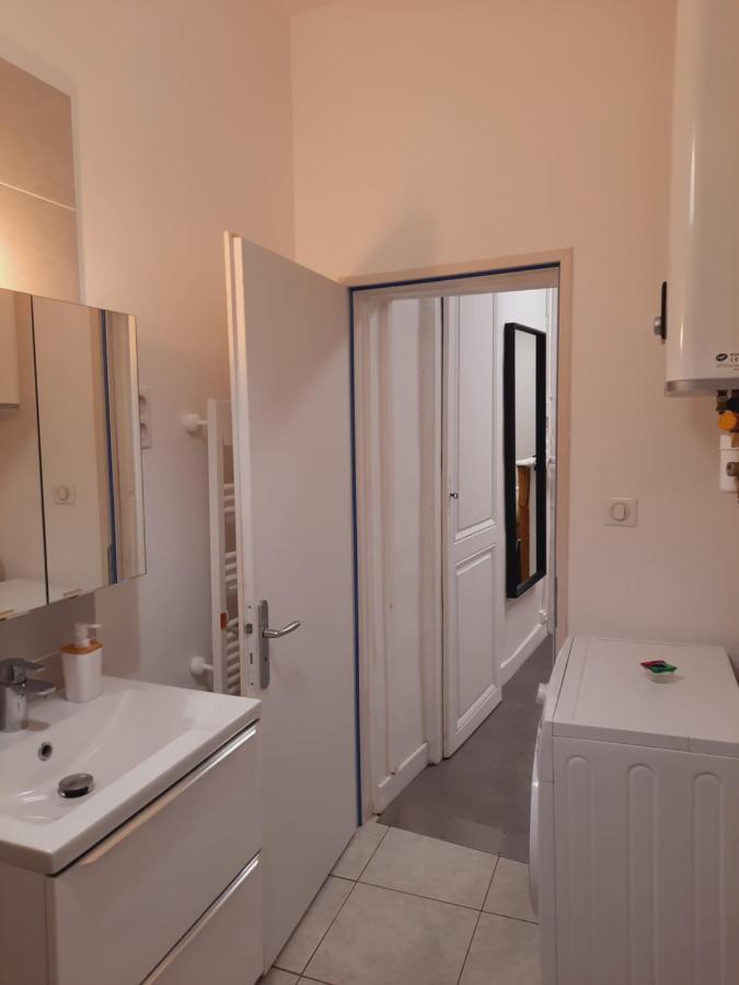 Grand T1 Au Calme - Dijon Centre Apartment Екстериор снимка